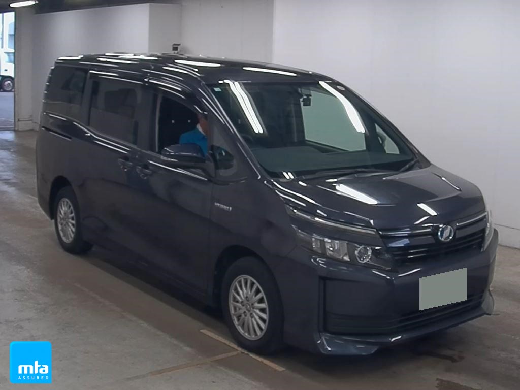 2014 Toyota Voxy