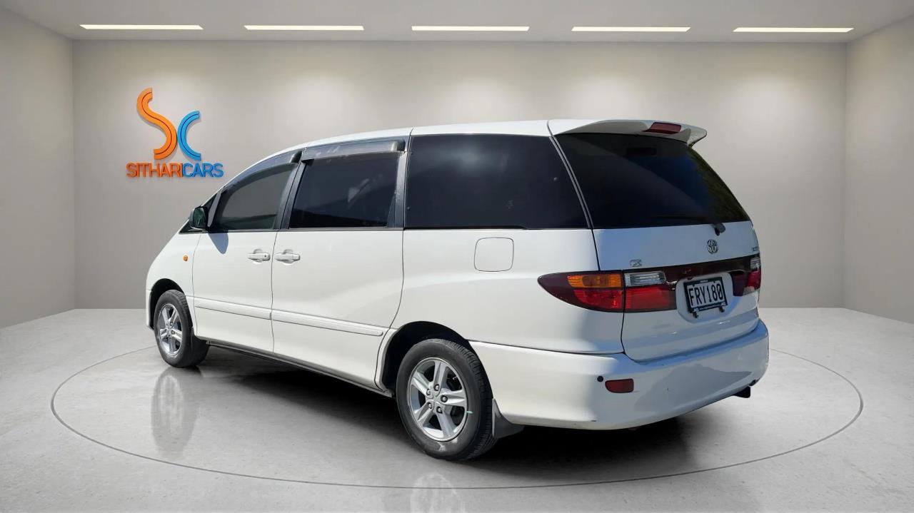 2000 Toyota Estima