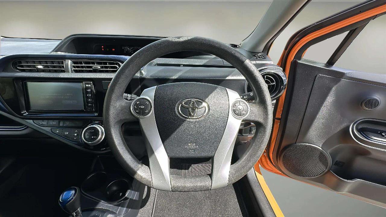 2017 Toyota AQUA