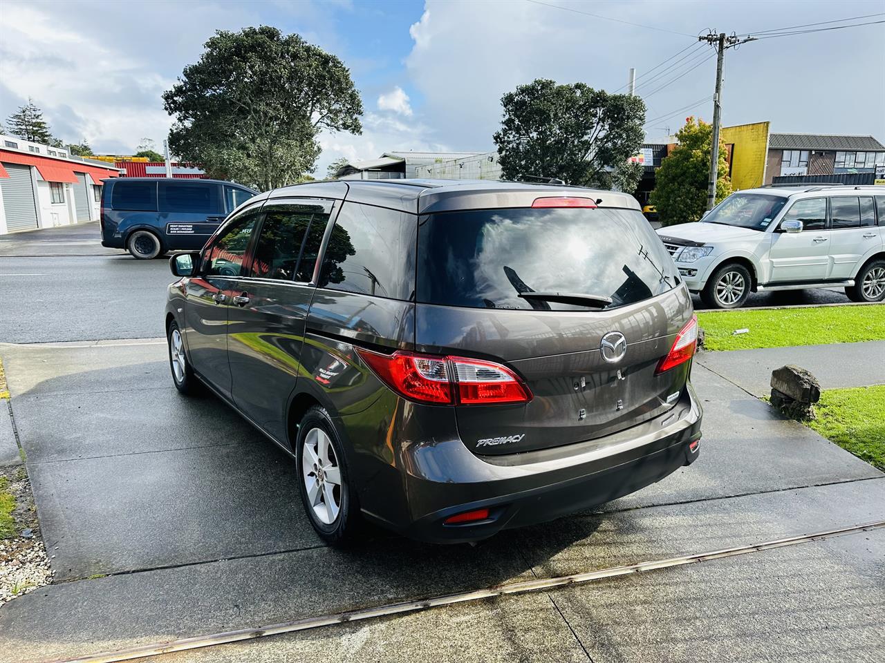 2016 Mazda Premacy