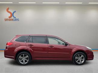 2013 Subaru Outback - Thumbnail