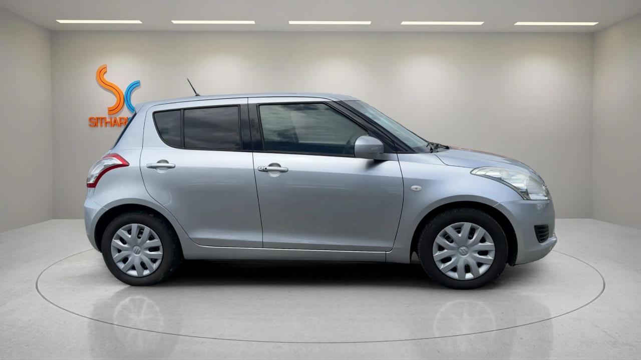 2012 Suzuki SWIFT