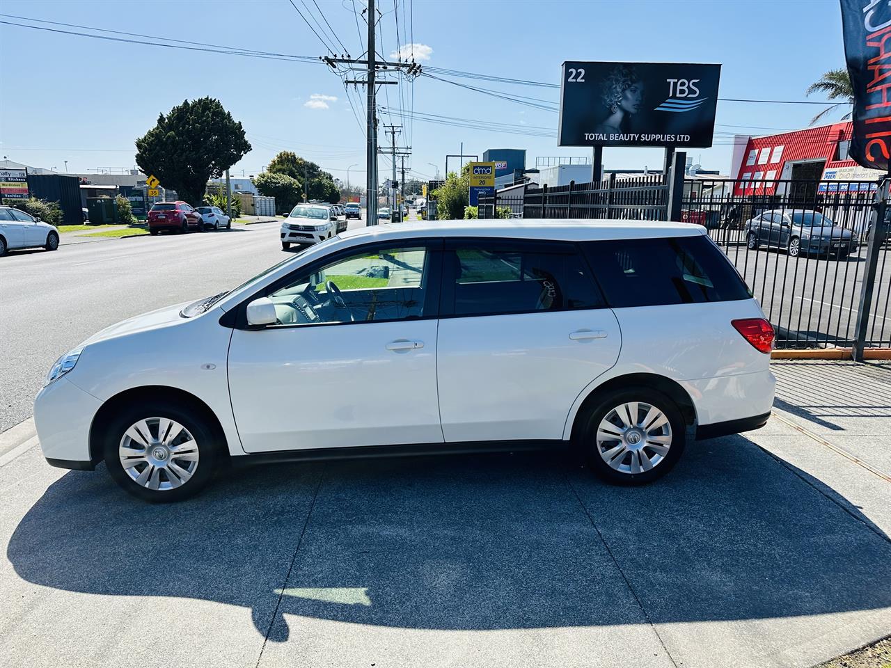 2018 Nissan Wingroad