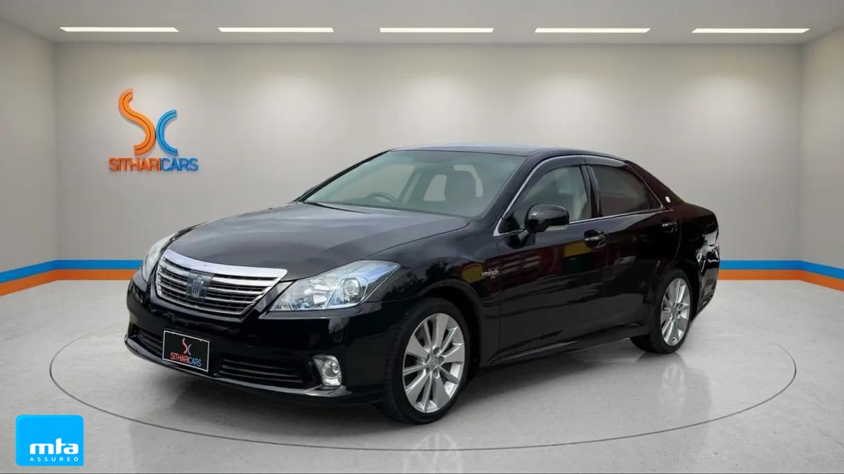 2012 Toyota CROWN