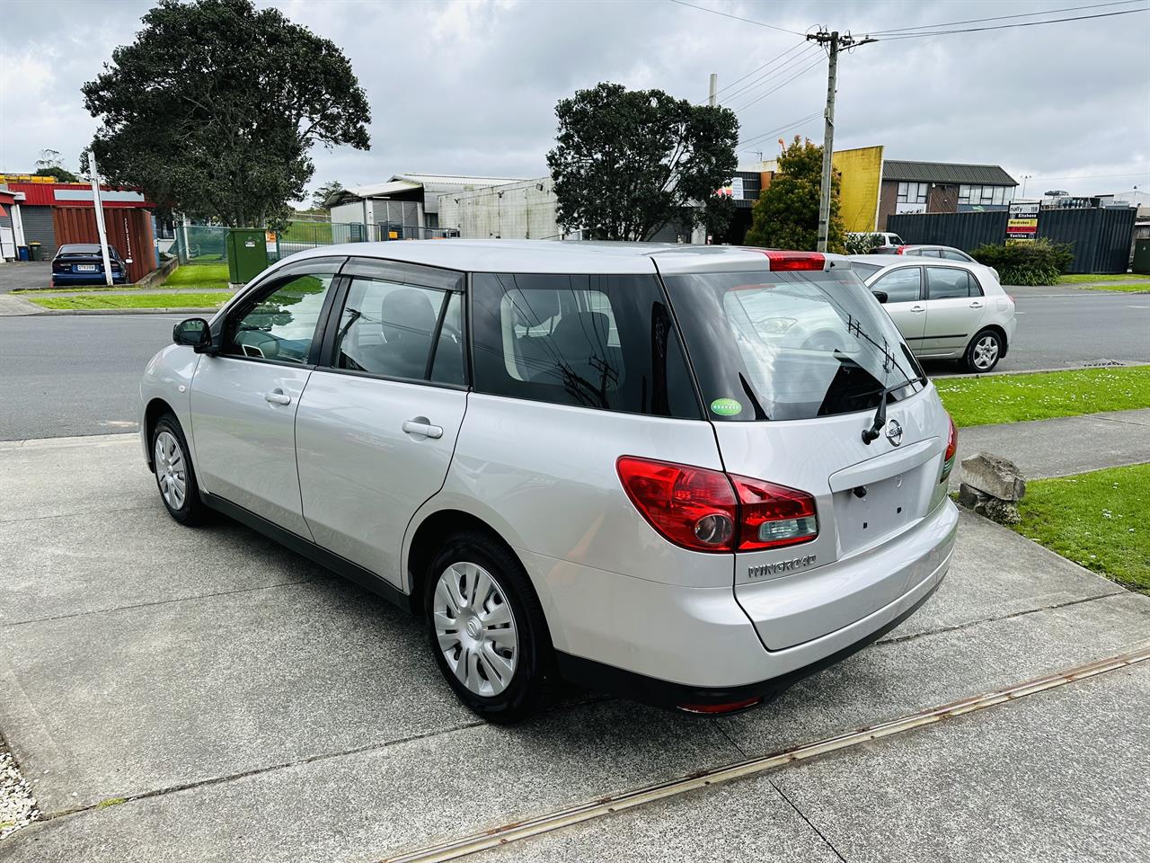 2017 Nissan Wingroad