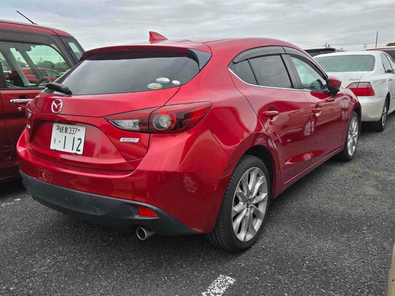 2016 Mazda Axela