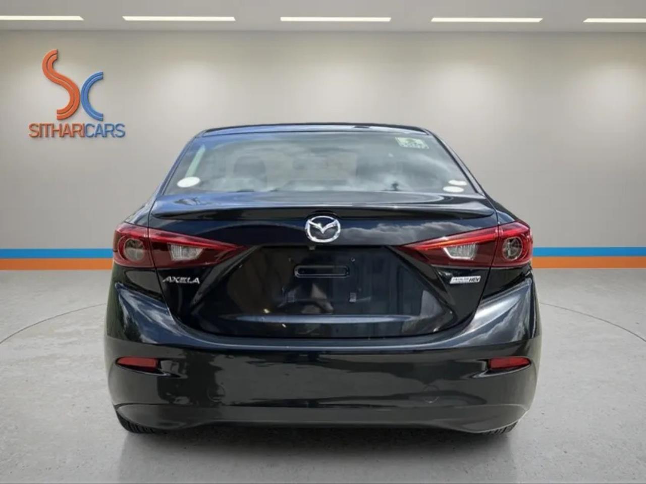 2013 Mazda Axela