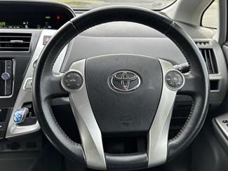 2013 Toyota Prius - Thumbnail