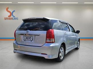 2008 Toyota WISH - Thumbnail