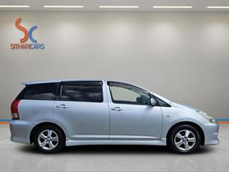 2008 Toyota WISH - Thumbnail