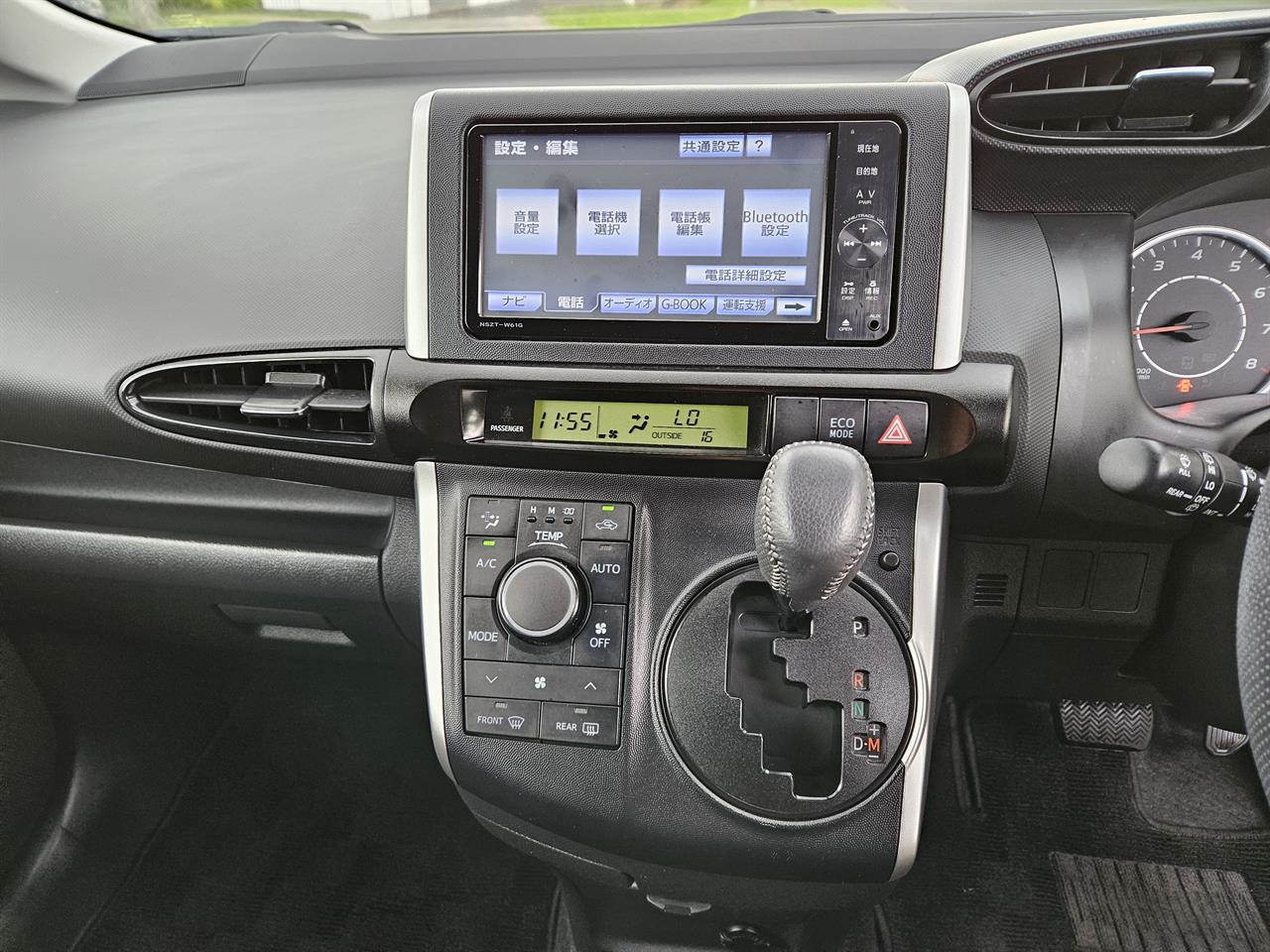 2012 Toyota WISH