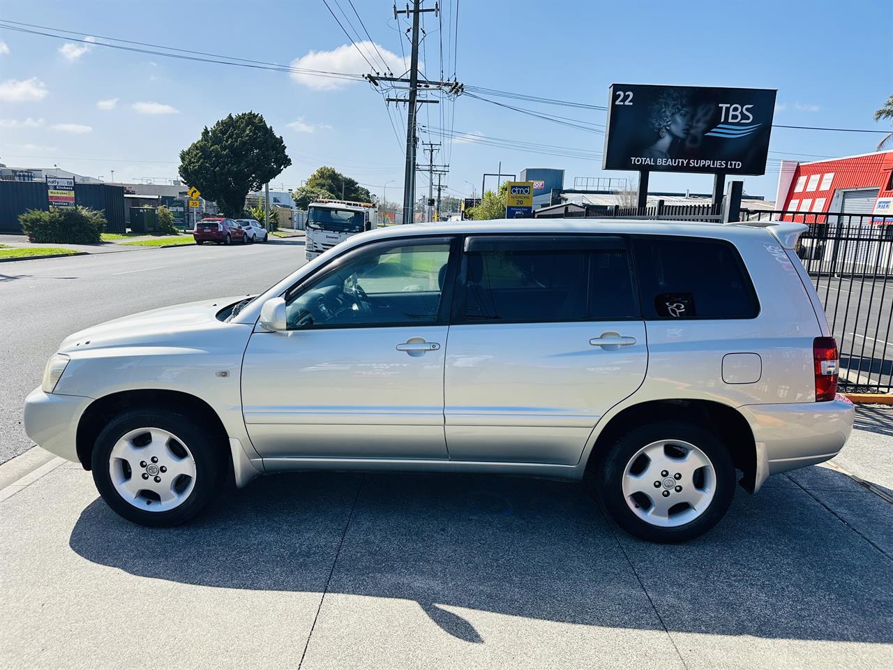 2006 Toyota KLUGER