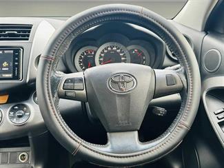 2013 Toyota RAV4 - Thumbnail