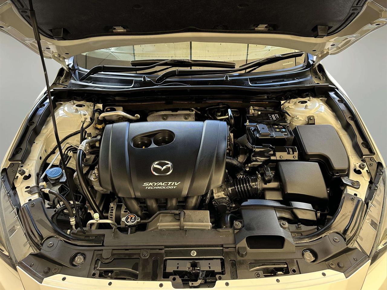 2014 Mazda Axela