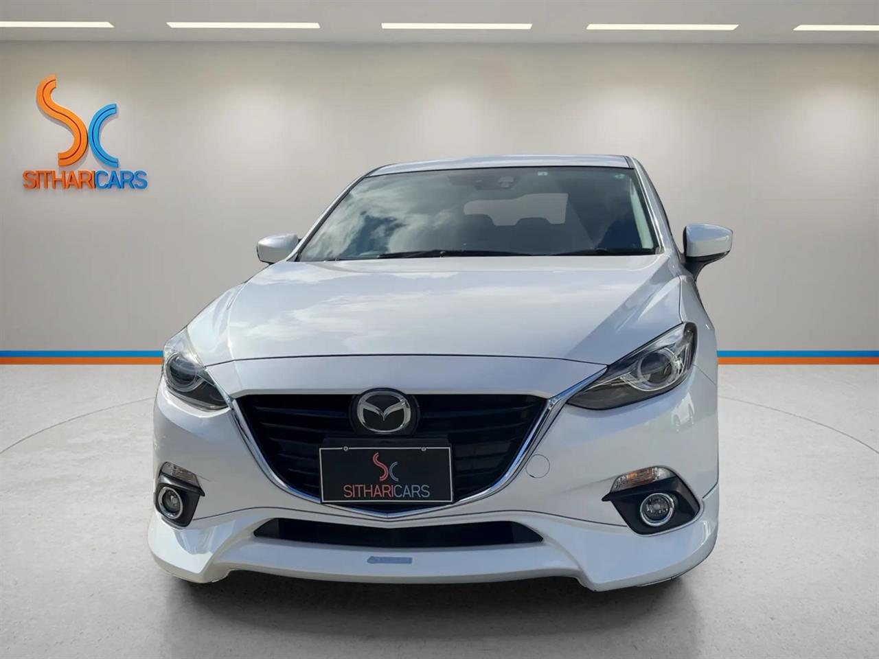 2014 Mazda Axela