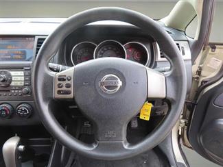 2005 Nissan Tiida - Thumbnail