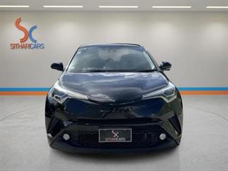 2017 Toyota C-HR - Thumbnail