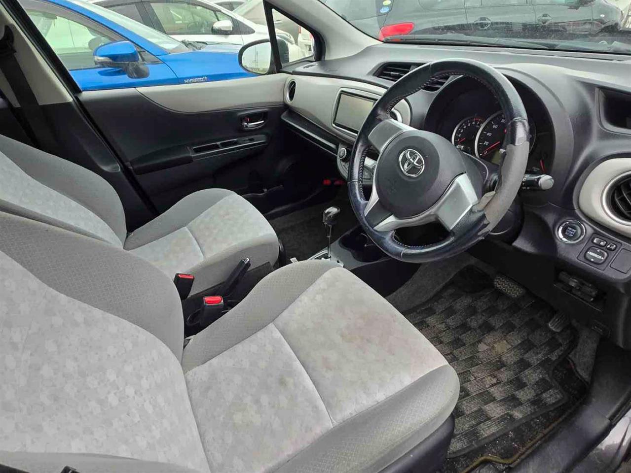 2012 Toyota Vitz