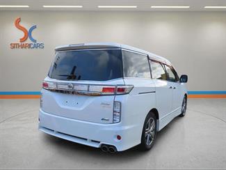 2011 Nissan Elgrand - Thumbnail