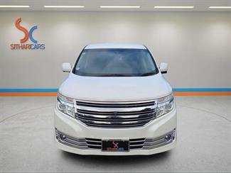 2011 Nissan Elgrand - Thumbnail