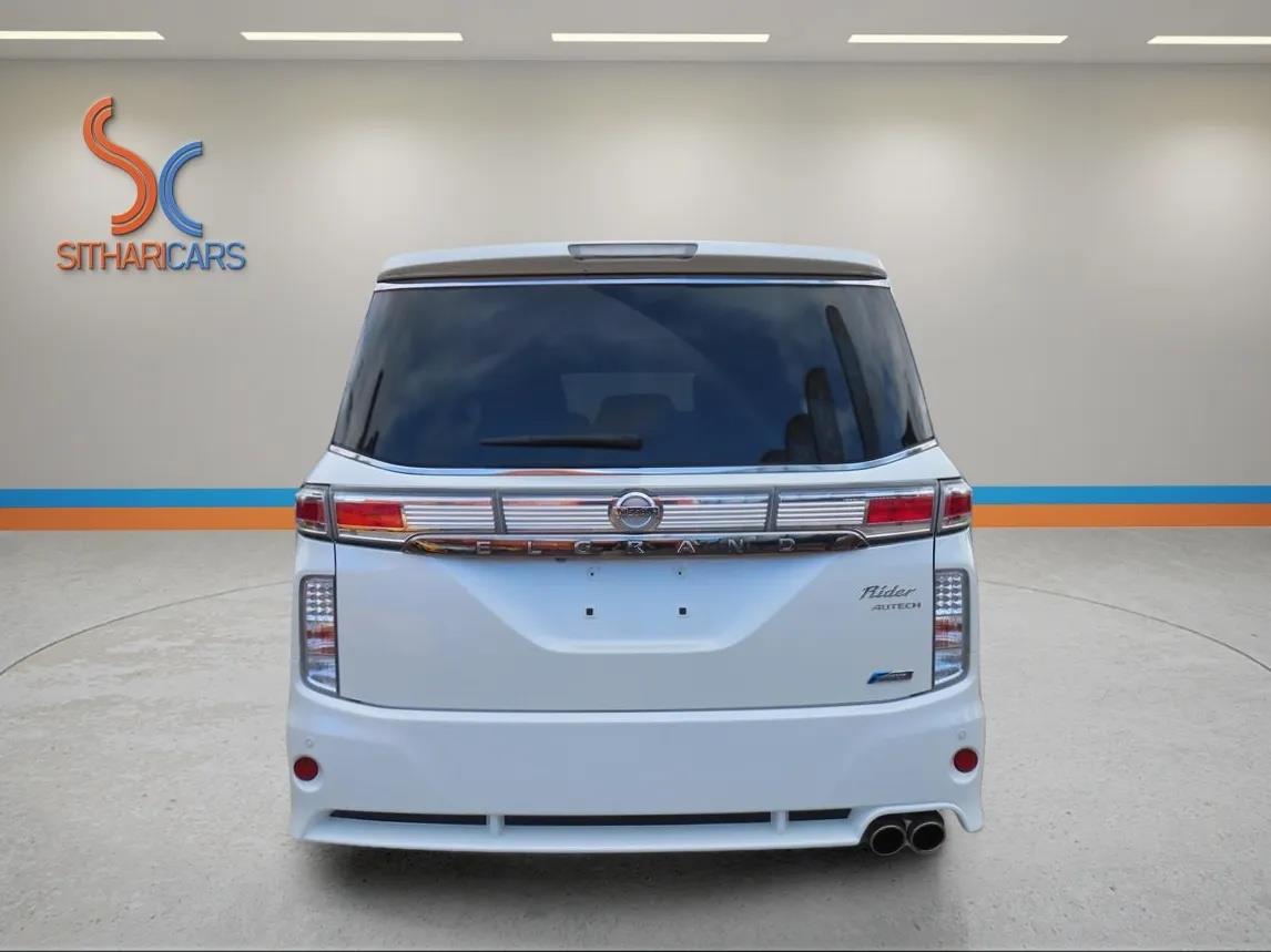 2011 Nissan Elgrand