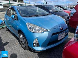 2014 Toyota AQUA - Thumbnail