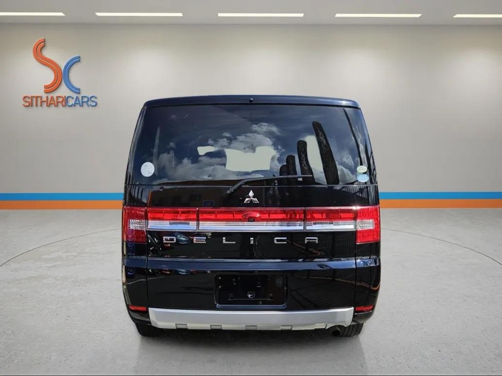 2011 Mitsubishi Delica