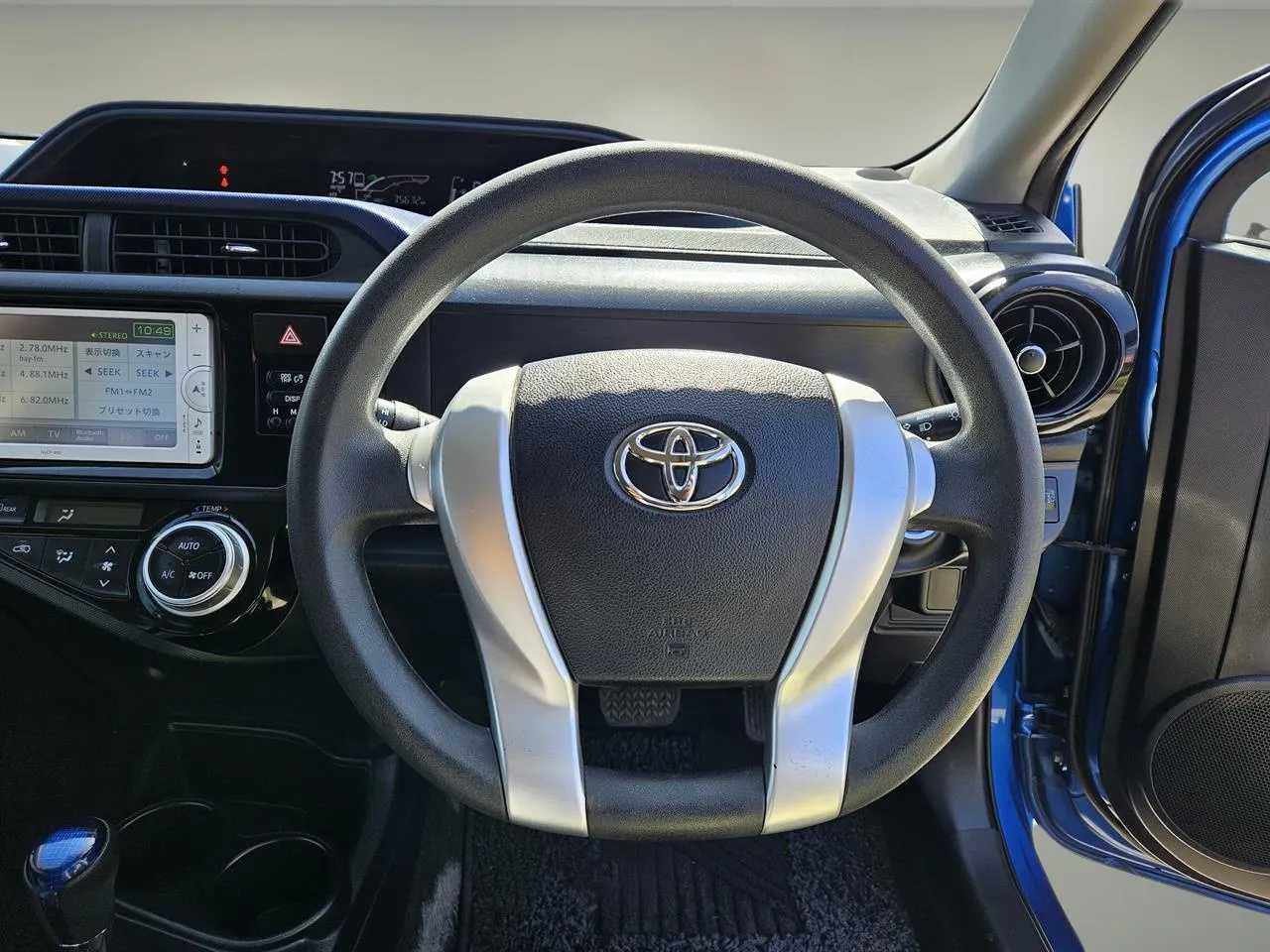 2015 Toyota AQUA