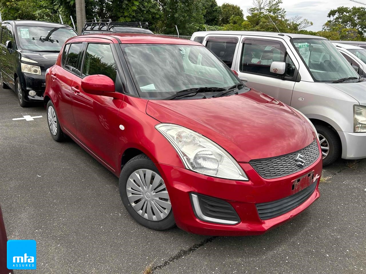 2013 Suzuki SWIFT