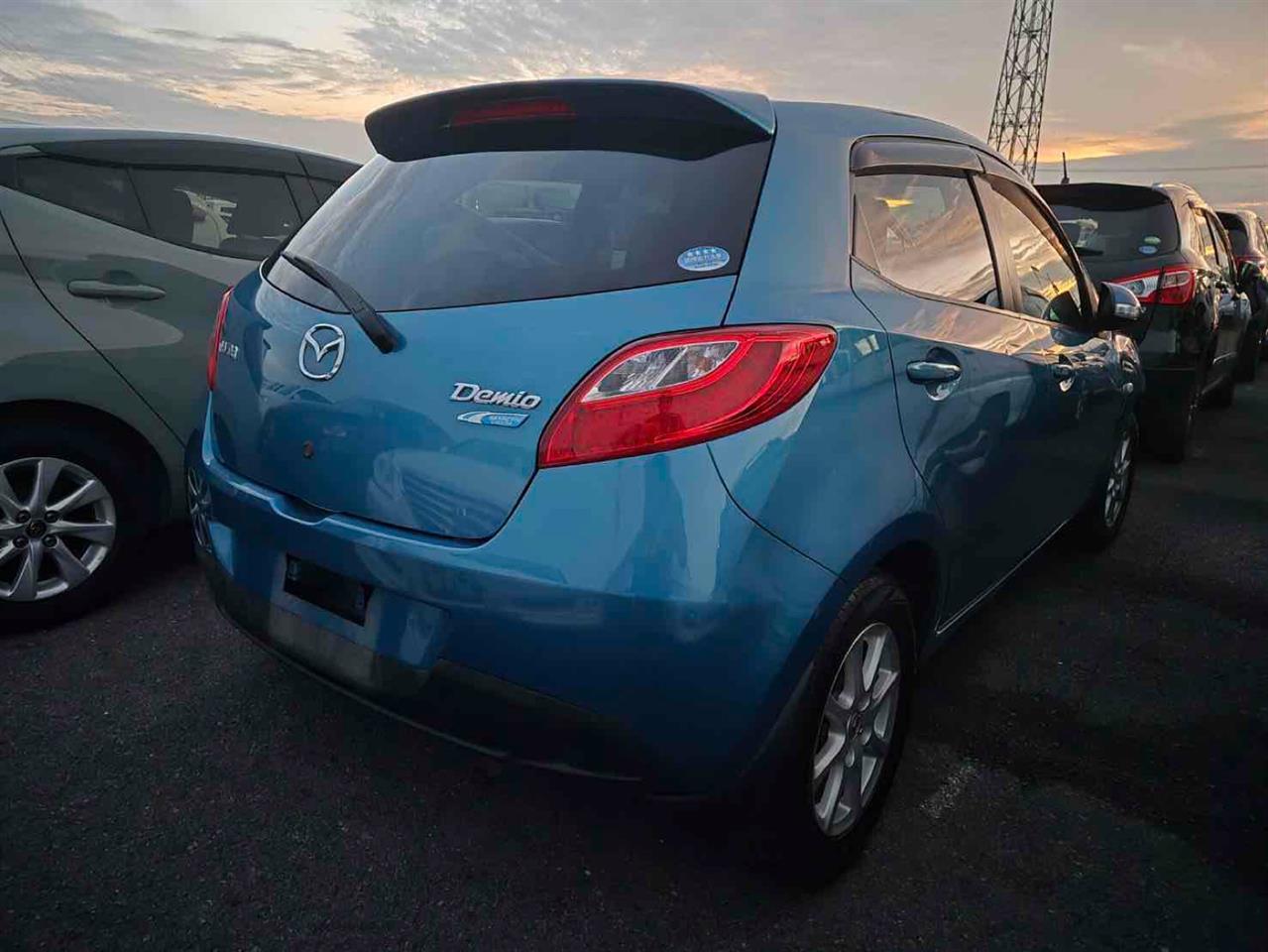 2012 Mazda Demio