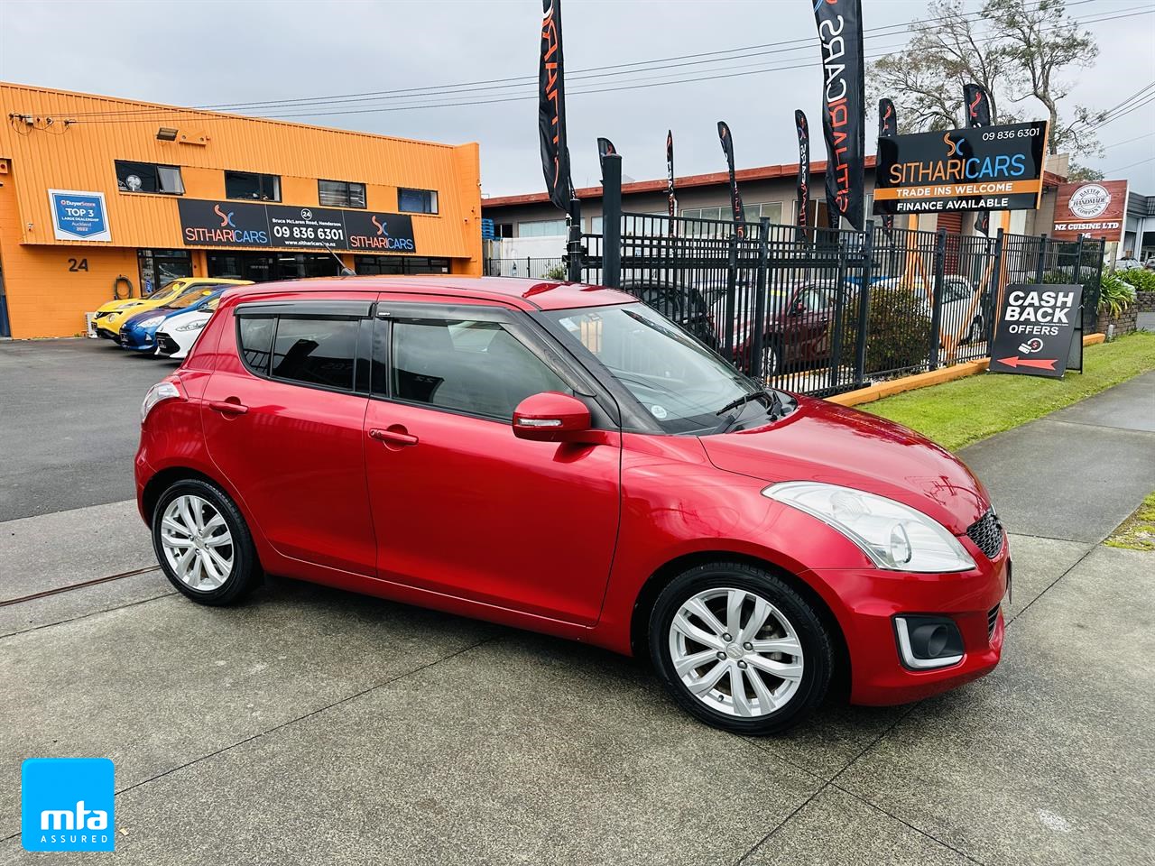 2013 Suzuki SWIFT