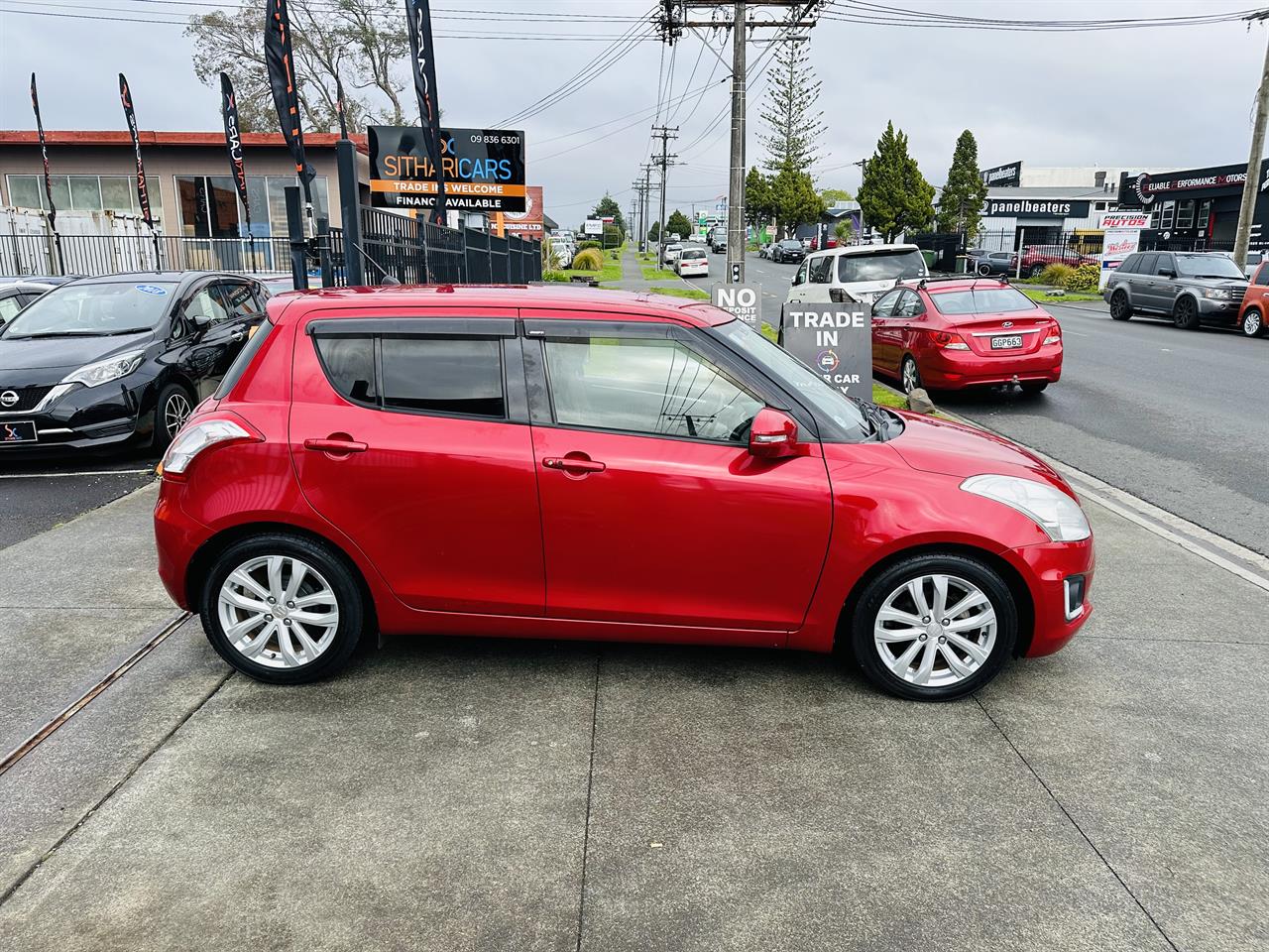 2013 Suzuki SWIFT