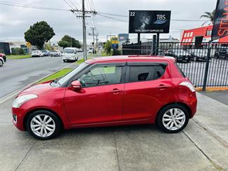 2013 Suzuki SWIFT - Thumbnail