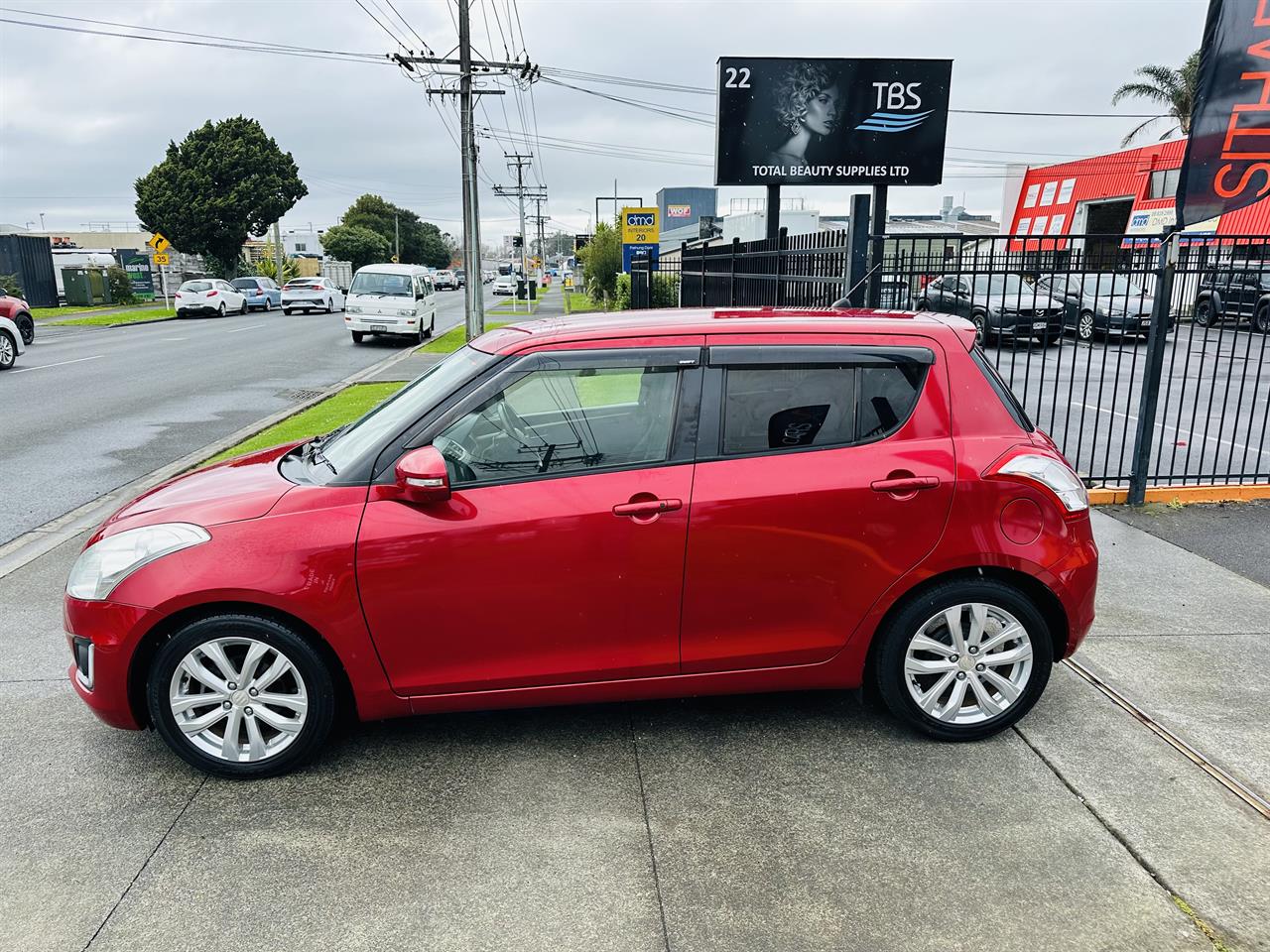 2013 Suzuki SWIFT