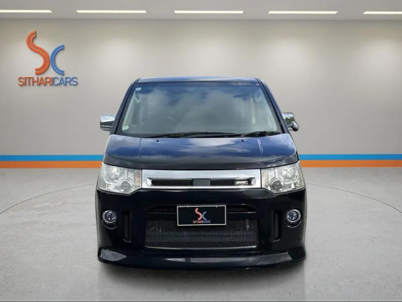 2013 Mitsubishi Delica